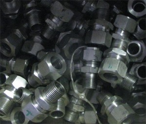 стальные фитинги, накидные гайки, нержавеющие фитинги, изготовление фитингов