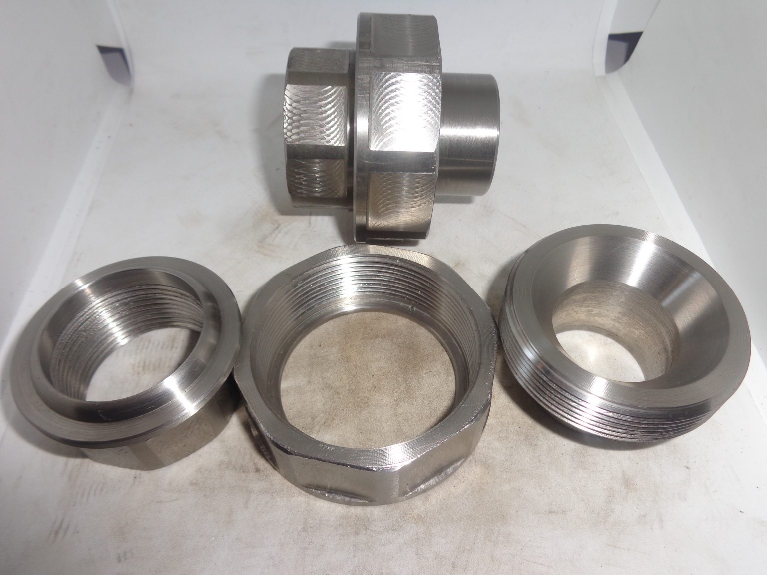 Соединение американка Vs фланцы | Металлообработка